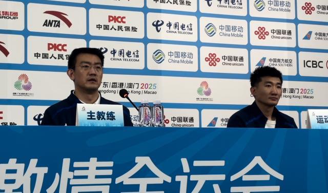 新疆队轻取国王,孙铭徽带队取胜 新疆队轻取国王,孙铭徽带队取胜