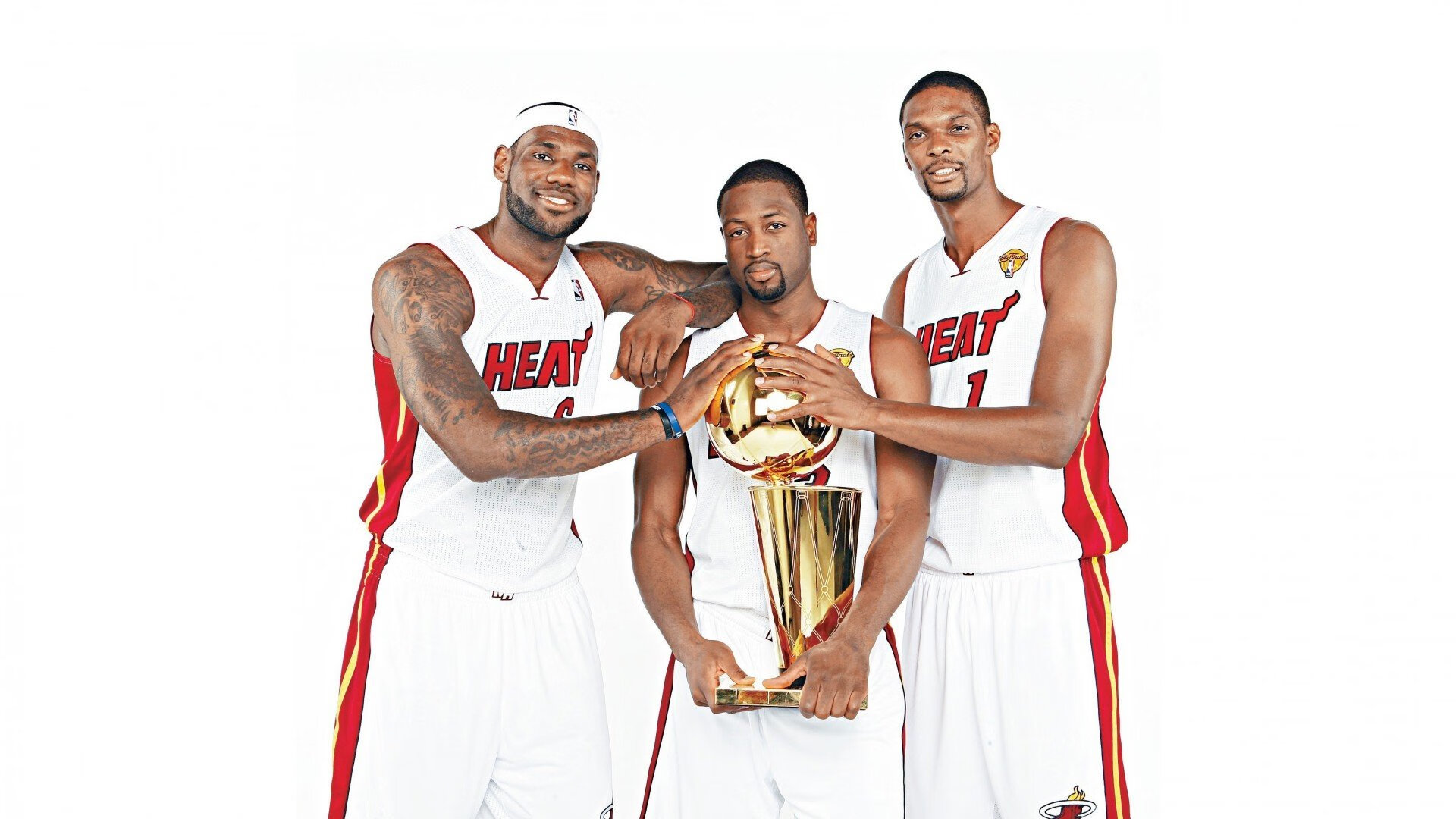 当德国战车碾过希腊神话，库尔图瓦如何用领袖之姿定义胜利